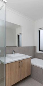 Brand new four bedroom home - Built to impress - Photo 4