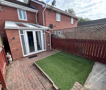 2 bedroom terraced house to rent - Photo 1