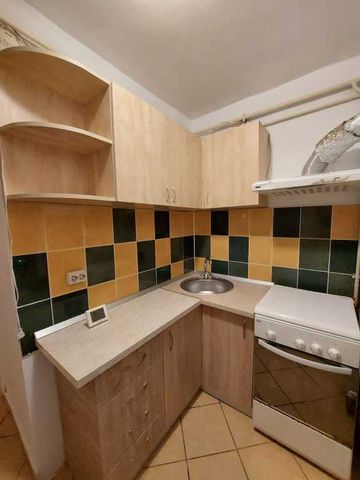 Garsoniera de inchiriat in Craiova, Dolj, Rovine, liceu Tudor Arghezi - Fotografie 5