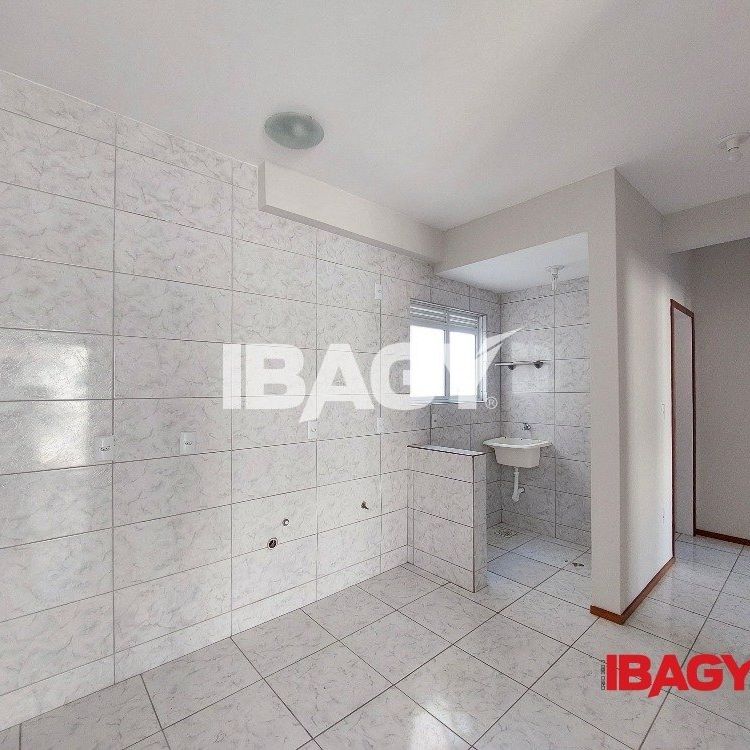 Apartamento 2 Quartos Aririú 52m² - Photo 1