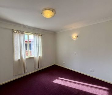 4/237 Sharp Street, Cooma - Photo 6