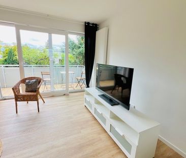 Modernes Wohnen mit Garten – Stilvoll möblierte 2-Zimmerwohnung in ... - Photo 1