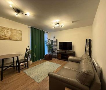 Every Street, Manchester, M4 - Photo 1