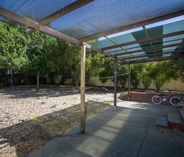 QUIET HOME NEAR EVERYTHING - Photo 4