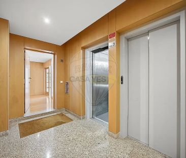Apartment T3 in Lordelo do Ouro e Massarelos, Porto - Photo 2