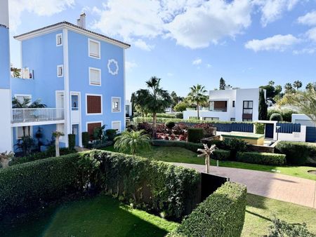 Alquiler de dúplex en Urbanizacion Cortijo Casareno - Photo 2