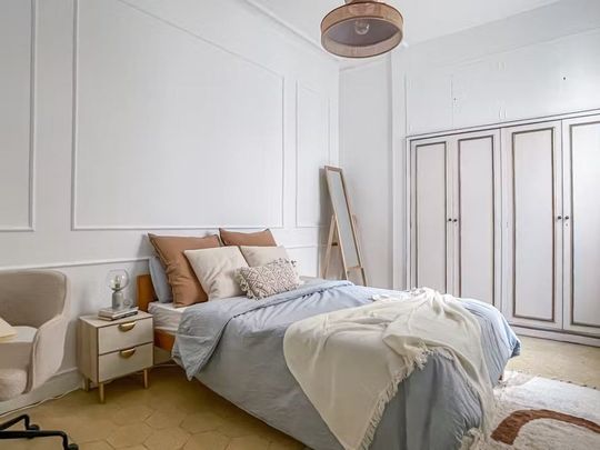 Carrer de Roger de Llúria, Barcelona, Catalonia 08009 - Foto 1