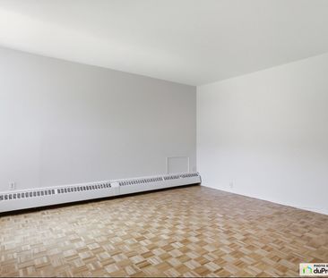 5775, avenue Sir-Walter-Scott, Côte-St-Luc / Hampstead / Montréal-Ouest à louer - Photo 1