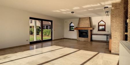 Villa te huur in La Hulpe voor € 2.050 met 4 slaapkamers - Photo 2