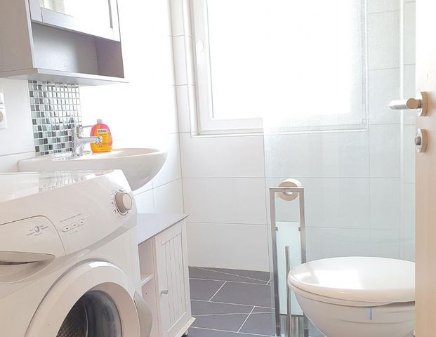 +++ Gemütliche moderne Dachwohnung +++ - Photo 1