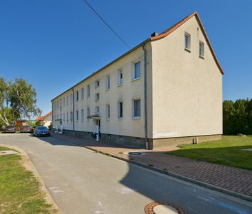 3-Raum-Wohnung in Söllnitz ländlich gelegen mit guter Anbindung zur Autobahn - Photo 1