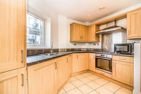 2 bedroom apartment to rent - Photo 4