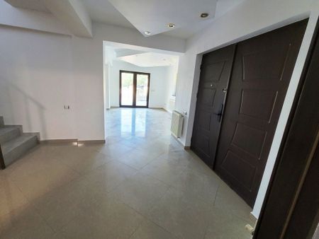 Casa individuala, ideala sediu firma Rahova- Teius - Photo 4