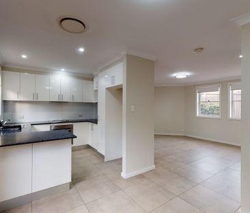 2/69 Date Street, Adamstown NSW 2289 - Photo 5