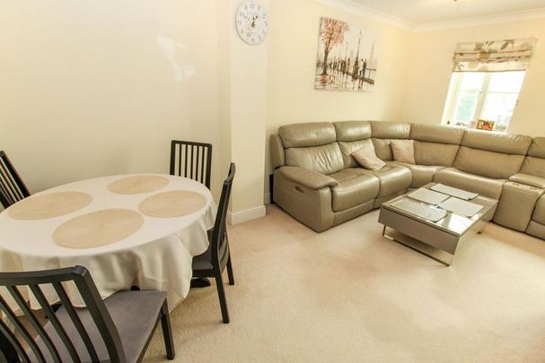 3 bedroom terraced house to rent - Photo 1