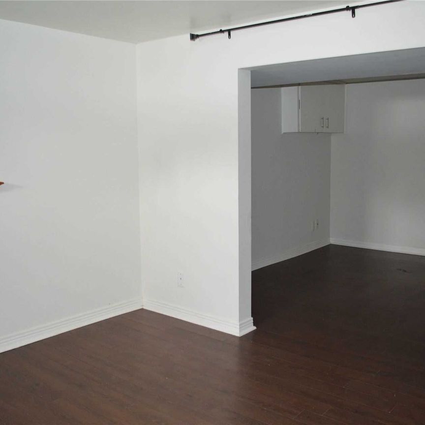 For Lease - 24 Holman Crescent, Aurora, Ontario - Photo 1