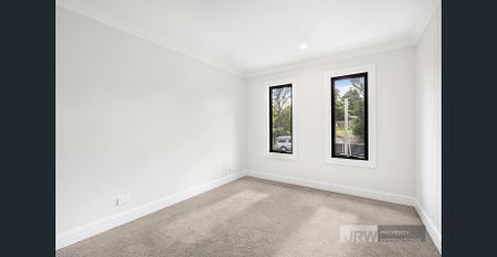 Luxury Town House in Glen Waverley Secondary College School Zone - Photo 5