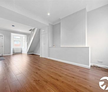 3 bedroom terraced house to rent - Photo 6