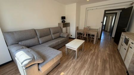 Piso de alquiler en Ronda Das Mercedes, San Roque - As Fontiñas - Photo 3