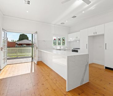 24 Fourth Avenue, Brunswick VIC 3056 - Photo 6