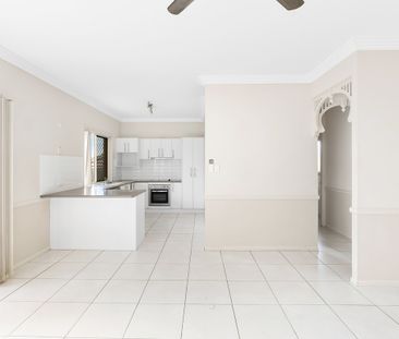 Charming 3-Bedroom Home with Modern Comforts - Photo 4