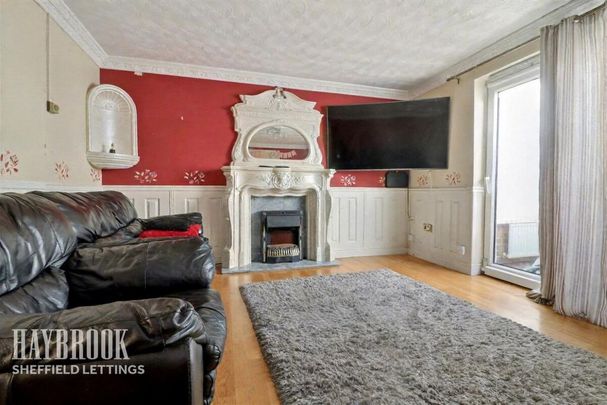 3 bedroom semi-detached house to rent - Photo 1