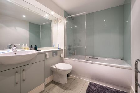 1 bedroom apartment to rent - Photo 2