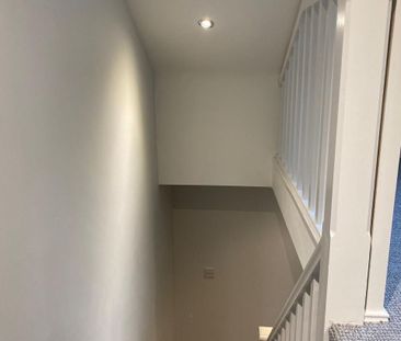 20 Gray Square, Dublin 8 - Photo 1