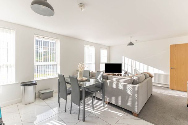 8 Fort Manor, DROMORE, BT25 1GG - Photo 1