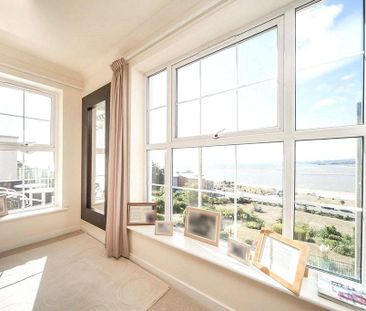 3 bedroom flat to rent - Photo 4