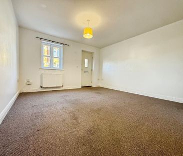 2 bedroom end of terrace house to rent - Photo 1
