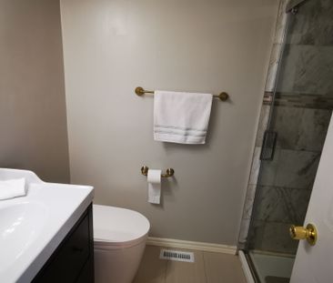 For Lease - 1261 Valerie Crescent, Oakville, Ontario - Photo 1