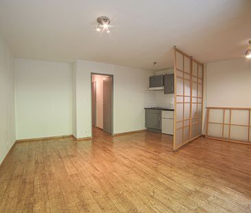 Location Appartement 1 pièce 34m² DEVILLE LES ROUEN 76250 - Photo 1