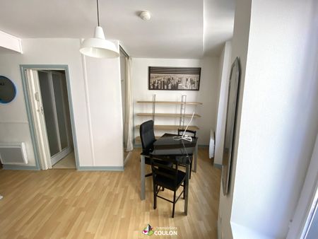 Location Appartement 1 pièce 21m² - Photo 4