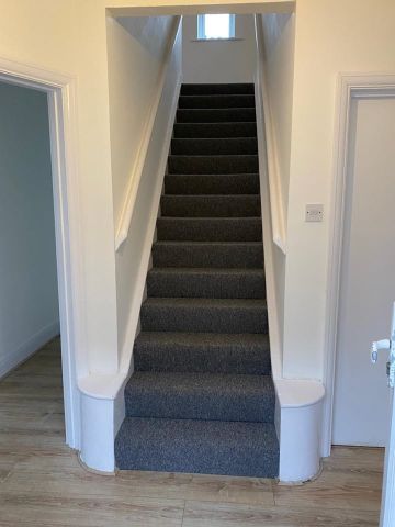 7 Bed Detached House, Bevendean Crescent, BN2 - Photo 2