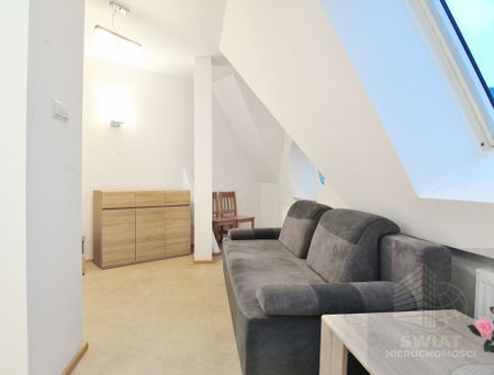 Kawalerka świeżo po remoncie - Zdjęcie 4