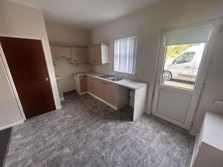 11 Carleton Street, Portadown, Craigavon, BT62 3EN - Photo 4