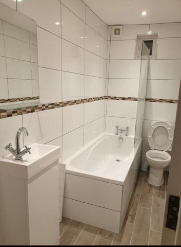 Room in a Shared Flat, Deptford High Street, SE8 - Photo 2
