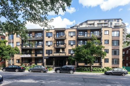 2400 Van Horne Street - Photo 5