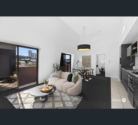 1/331 Gregory Terrace, Spring Hill, Qld 4000 - Photo 1