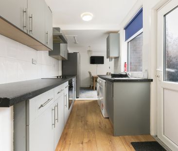 5 bedroom house share to rent - Photo 5