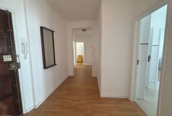 Apartamento T3 em Lisboa