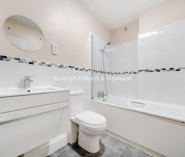 2 bedroom property to rent - Photo 3