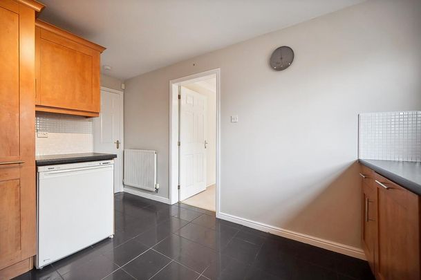 4 bedroom detached house to rent - Photo 1