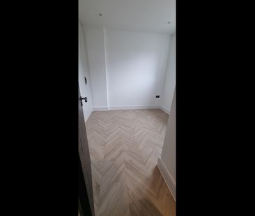 Room in a Shared House, Dunster Drive, NW9 - Photo 2