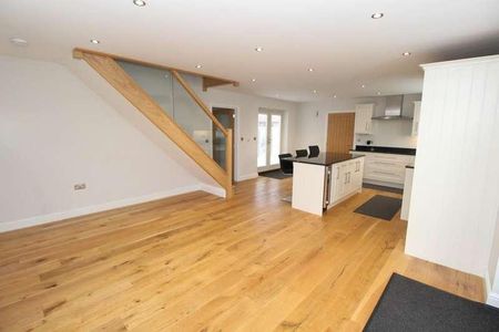 Bell Lane, Barton Mills, Bury St. Edmunds, IP28 - Photo 2