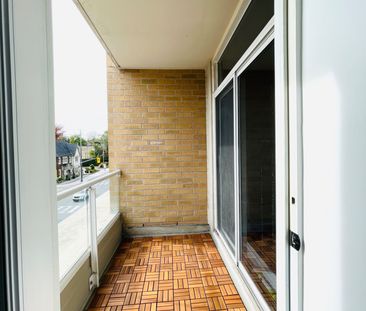 For Lease - 2 Edith Drive Unit# 308, Toronto, Ontario - Photo 2