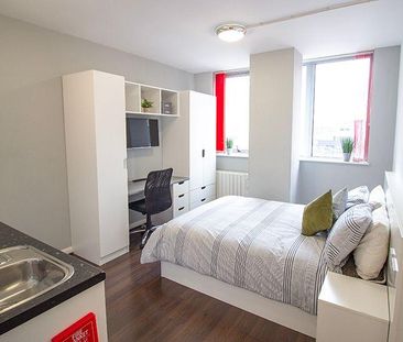 Studio to rent - Photo 5