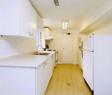 For Lease - 4145 Quaker Hill Drive Unit# 2, Mississauga, Ontario - Photo 5