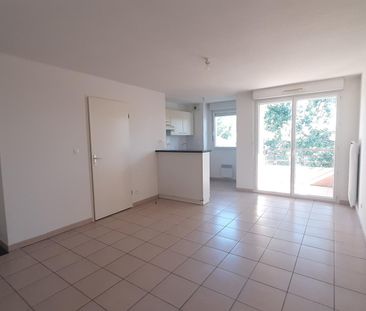 location Appartement T2 DE 40.85m² À LA SALVETAT ST GILLES - Photo 5